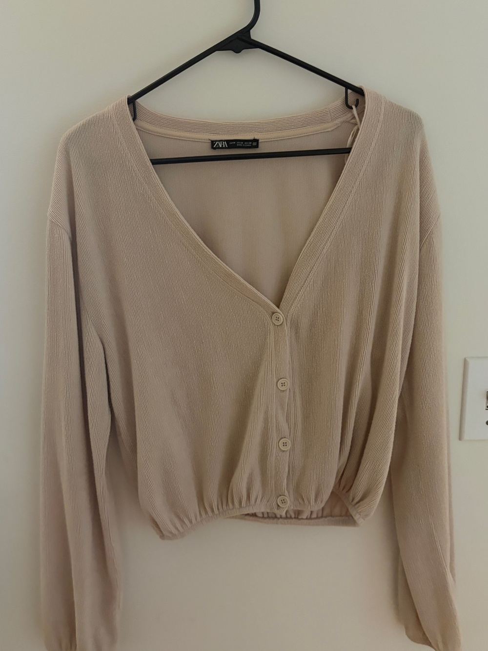 ZARA Cream Button-Up Cropped Cardigan